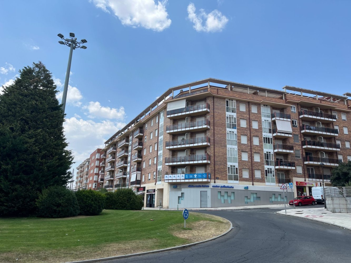 64m² Commercial property in Avila, Spain No. 242823