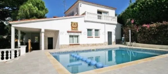 Casa de 5 dormitorios en Lloret de Mar, Spain No. 73869 3