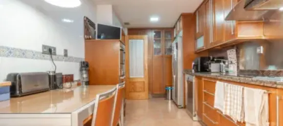 5 bedrooms House in Granada, Spain No. 174560 8