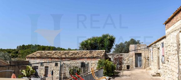 3 bedrooms House in Palazzolo Acreide, Italy No. 332758 19