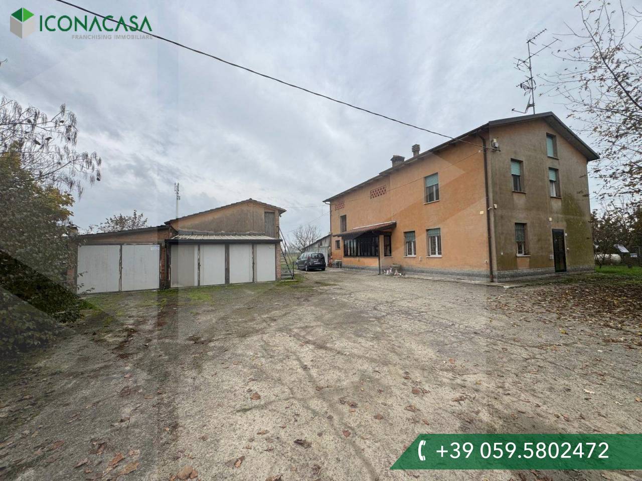 5 rooms House in Castelnuovo Rangone, Italy No. 18589