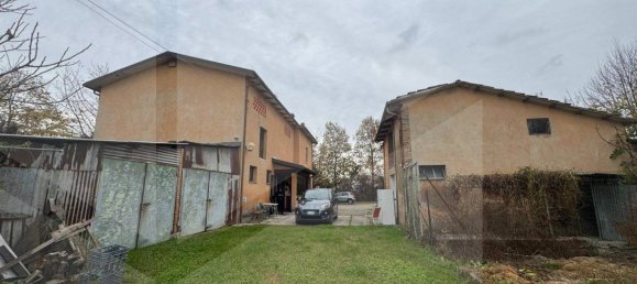 5 rooms House in Castelnuovo Rangone, Italy No. 18589 49