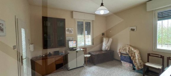 5 rooms House in Castelnuovo Rangone, Italy No. 18589 21