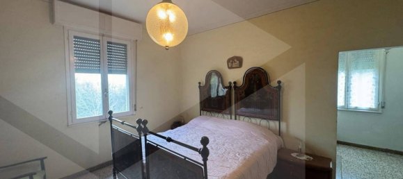 5 rooms House in Castelnuovo Rangone, Italy No. 18589 35