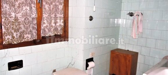 Casa de 4 dormitorios en Sondrio, Italy No. 170448 11