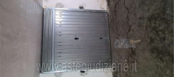 68m² Office in Mugnano di Napoli, Italy No. 12549 28