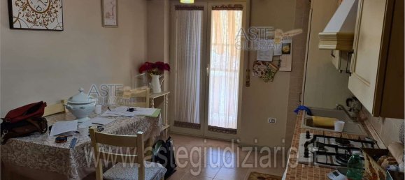 68m² Office in Mugnano di Napoli, Italy No. 12549 29