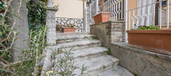 4 rooms House in Contigliano, Italy No. 231015 16