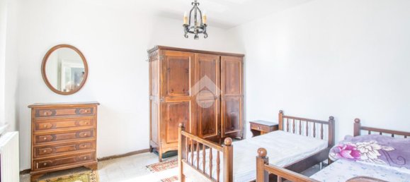 4 rooms House in Contigliano, Italy No. 231015 11
