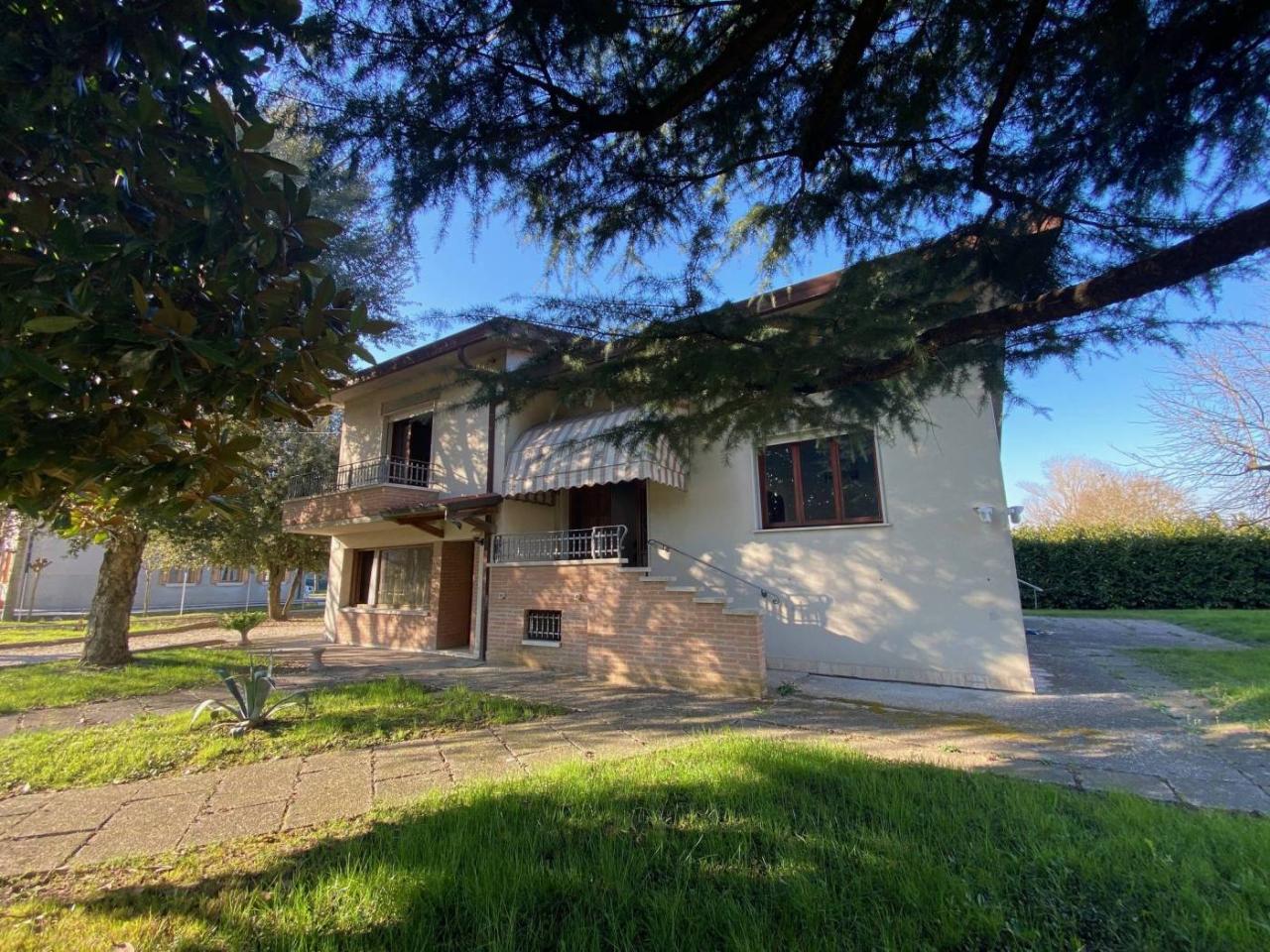 Villa de 7 divisões em Mirano, Italy N.º 38949