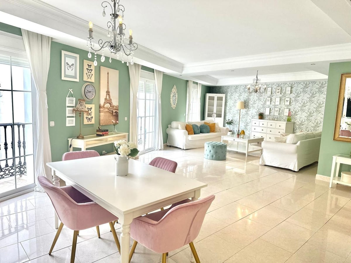 Villa T4 em Ojen, Spain N.º 60860