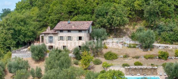 5 bedrooms Villa in Umbertide, Italy No. 65003 16