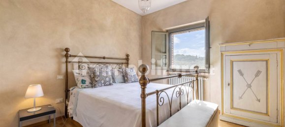 5 bedrooms Villa in Umbertide, Italy No. 65003 4