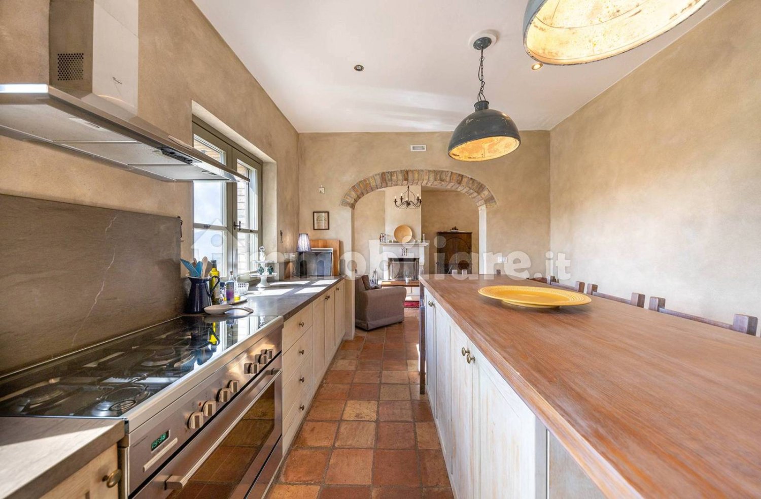 5 bedrooms Villa in Umbertide, Italy No. 65003