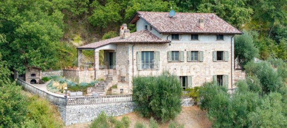 5 bedrooms Villa in Umbertide, Italy No. 65003 23
