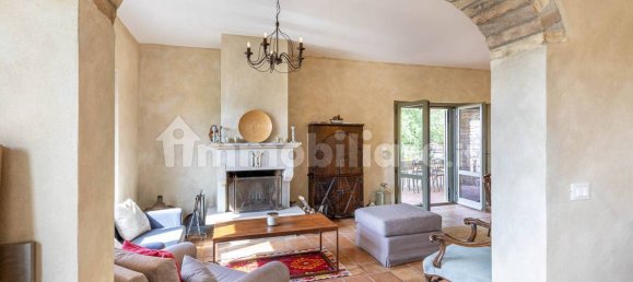 5 bedrooms Villa in Umbertide, Italy No. 65003 14