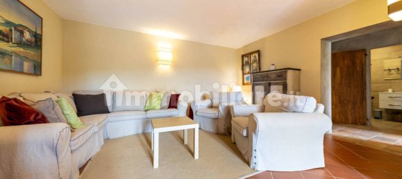 5 bedrooms Villa in Umbertide, Italy No. 65003 27