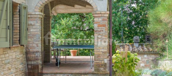 5 bedrooms Villa in Umbertide, Italy No. 65003 22