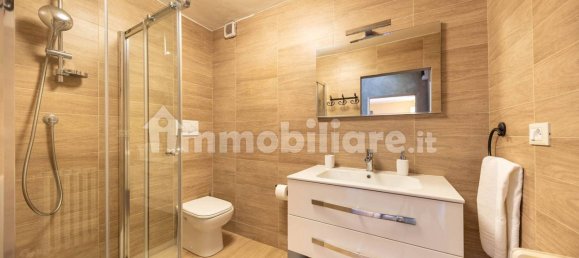 5 bedrooms Villa in Umbertide, Italy No. 65003 26
