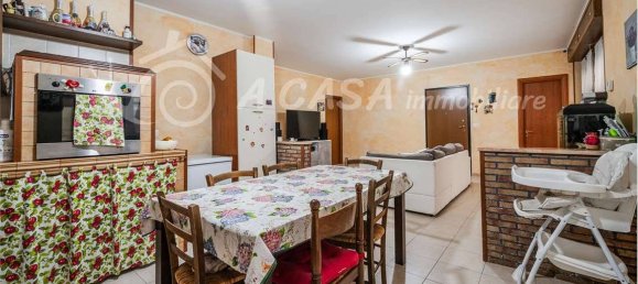 3 Schlafzimmer Wohnung in Medesano, Italy, Nr. 293544 7