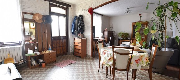 3 Schlafzimmer Haus in Le Donjon, France, Nr. 205782 4