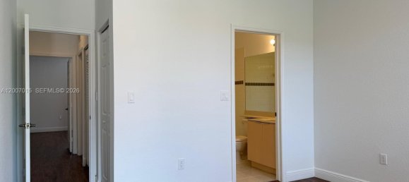 3 dormitorios dúplex en alquiler en Miami, Miami-Dade, Florida, USA № 615245 5