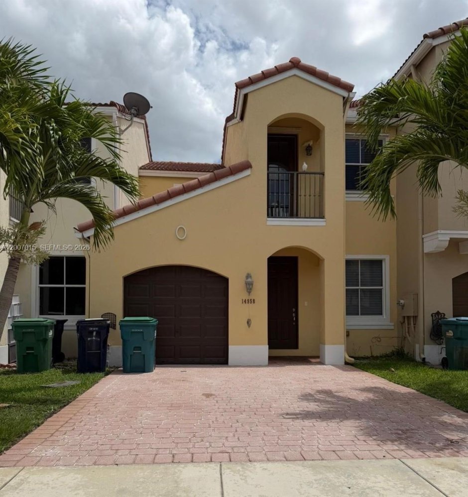 3 dormitorios dúplex en alquiler en Miami, Miami-Dade, Florida, USA № 615245