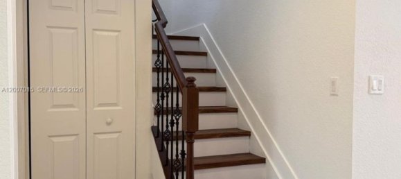 3 dormitorios dúplex en alquiler en Miami, Miami-Dade, Florida, USA № 615245 16