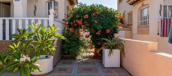 3 غرف نوم فيلا في Alicante, Spain رقم 186357 24