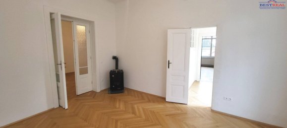 4 rooms Apartment in Wahring, Austria No. 194901 6