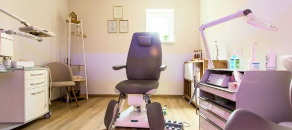 903m² Building in Kaiserslautern, Germany No. 306056 4