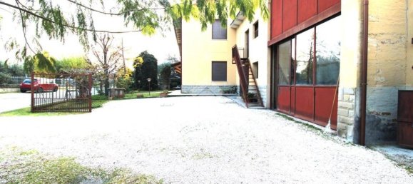 2 bedrooms House in Forlì, Italy No. 24758 28