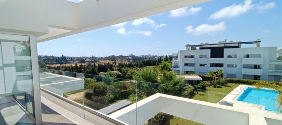 Ático de 2 dormitorios en Estepona, Spain No. 3072 26