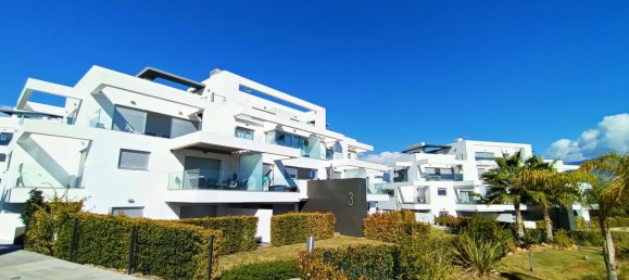 Ático de 2 dormitorios en Estepona, Spain No. 3072 8