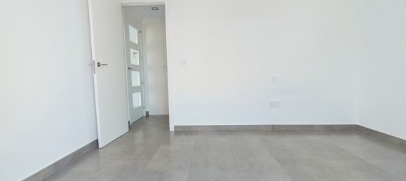 Ático de 2 dormitorios en Estepona, Spain No. 3072 19