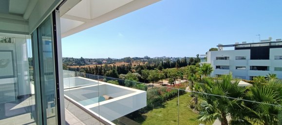 Ático de 2 dormitorios en Estepona, Spain No. 3072 13