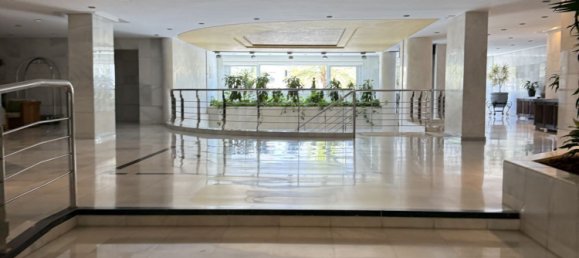 4 Schlafzimmer Wohnung in Marbella, Spain, Nr. 136508 24