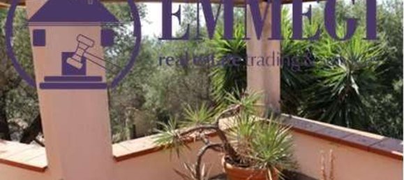 10 rooms House in Imperia, Italy No. 39518 8