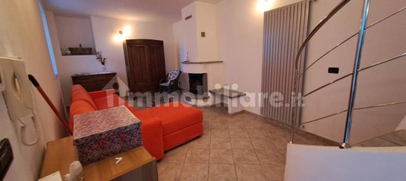 Дом с 2 спальнями в Вецци Портио, Италия № 260818 16