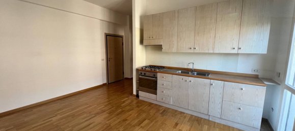 4 Schlafzimmer Wohnung in Cesena, Italy, Nr. 347877 8