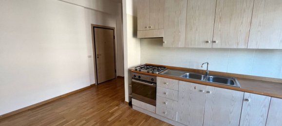 4 Schlafzimmer Wohnung in Cesena, Italy, Nr. 347877 7