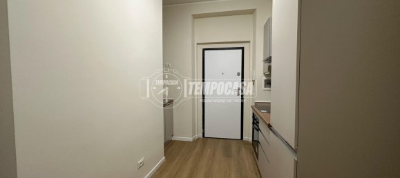 2-salle Appartement à Cologno Monzese, Italy No. 268868 4