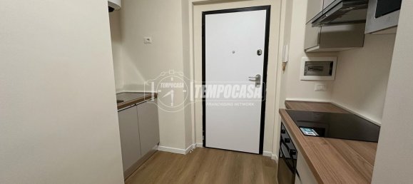 2-salle Appartement à Cologno Monzese, Italy No. 268868 7