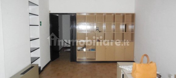 2 rooms Warehouse in Lucca, Italy No. 127775 7