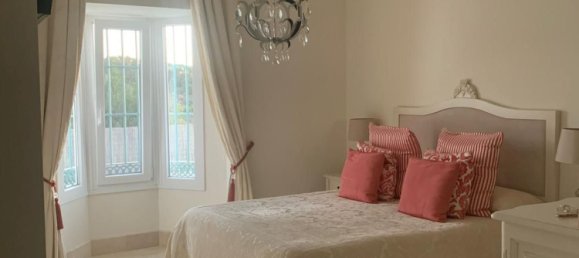 5 bedrooms House in San Roque, Spain No. 140110 8