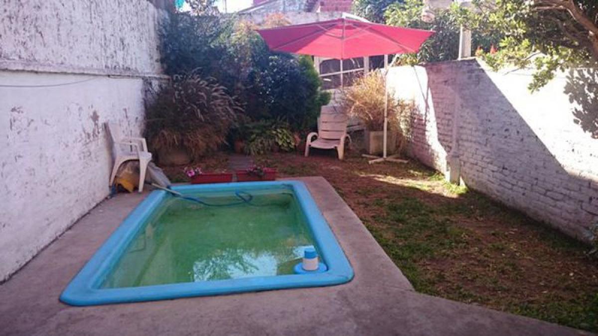 3 bedrooms House in Vicente Lopez, Argentina No. 18946