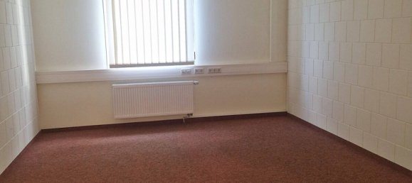 52 rooms Building in Mittelsachsen, Germany No. 141025 27