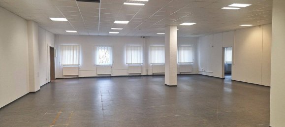 52 rooms Building in Mittelsachsen, Germany No. 141025 11