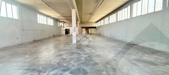 2 rooms Warehouse in Cornaredo, Italy No. 271798 6