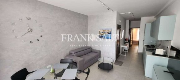 Квартира с 1 спальней в Сент-Джулианс, Мальта № 5262 2